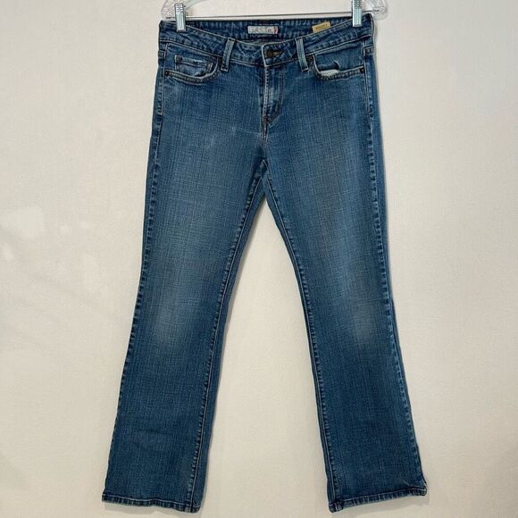 Levi’s 518 Low Bootcut Jeans Women’s Size 8 Medium Blue Denim - Picture 1 of 6